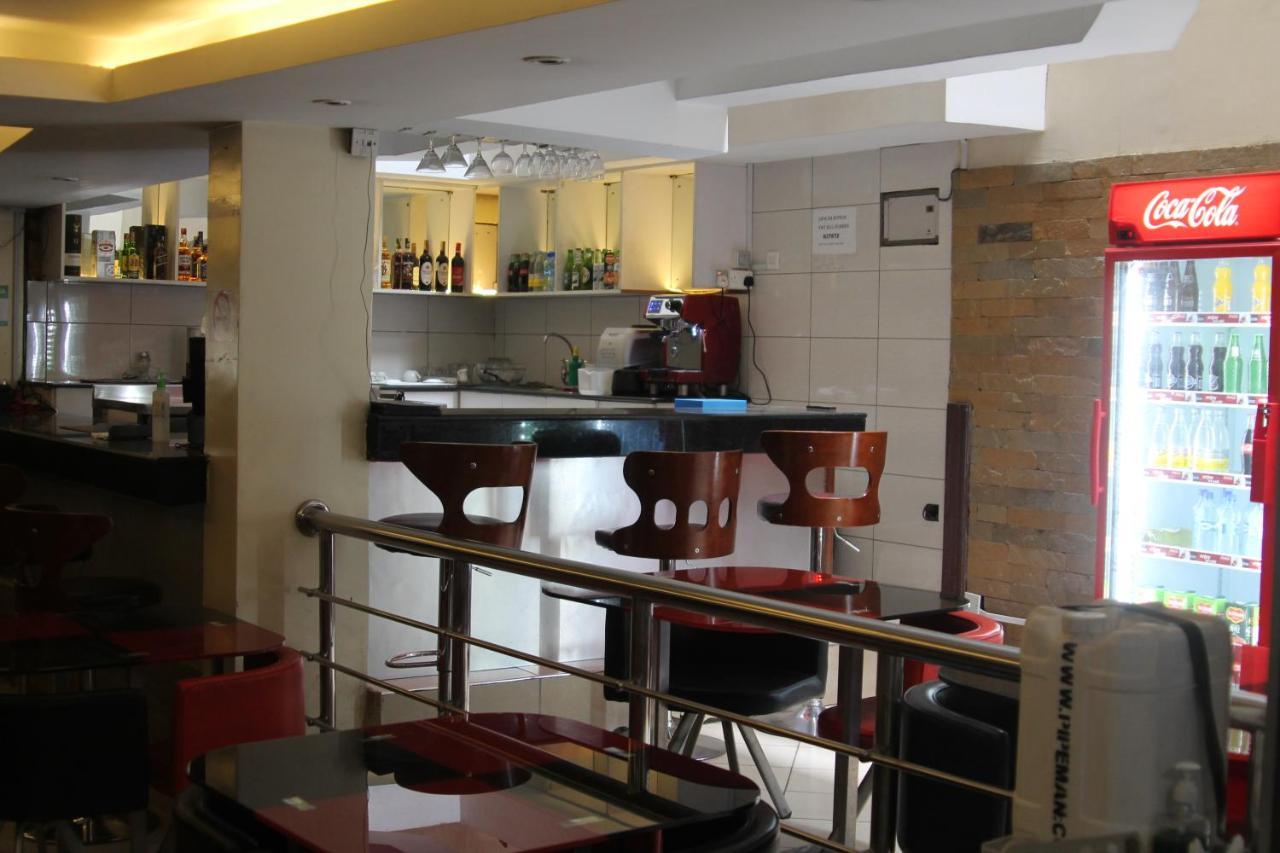 Airport Landing Hotel Nairobi Exterior photo